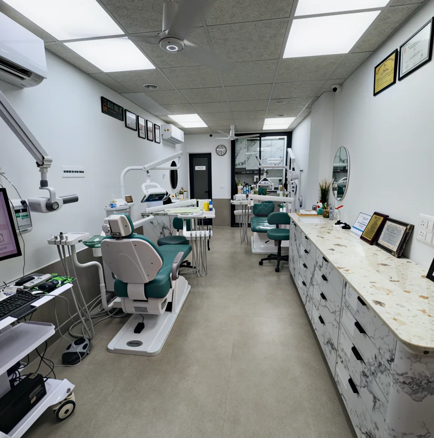 PepperDent Interior